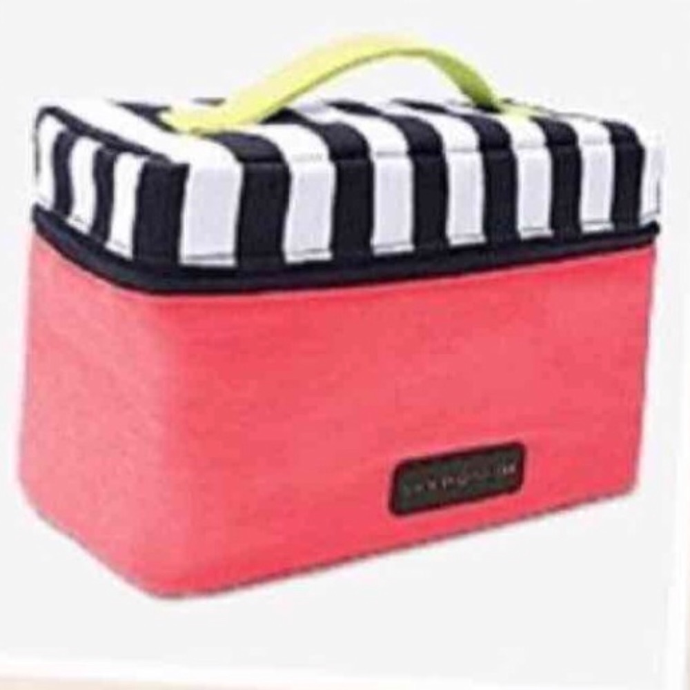 NWT VS lingerie travel bag